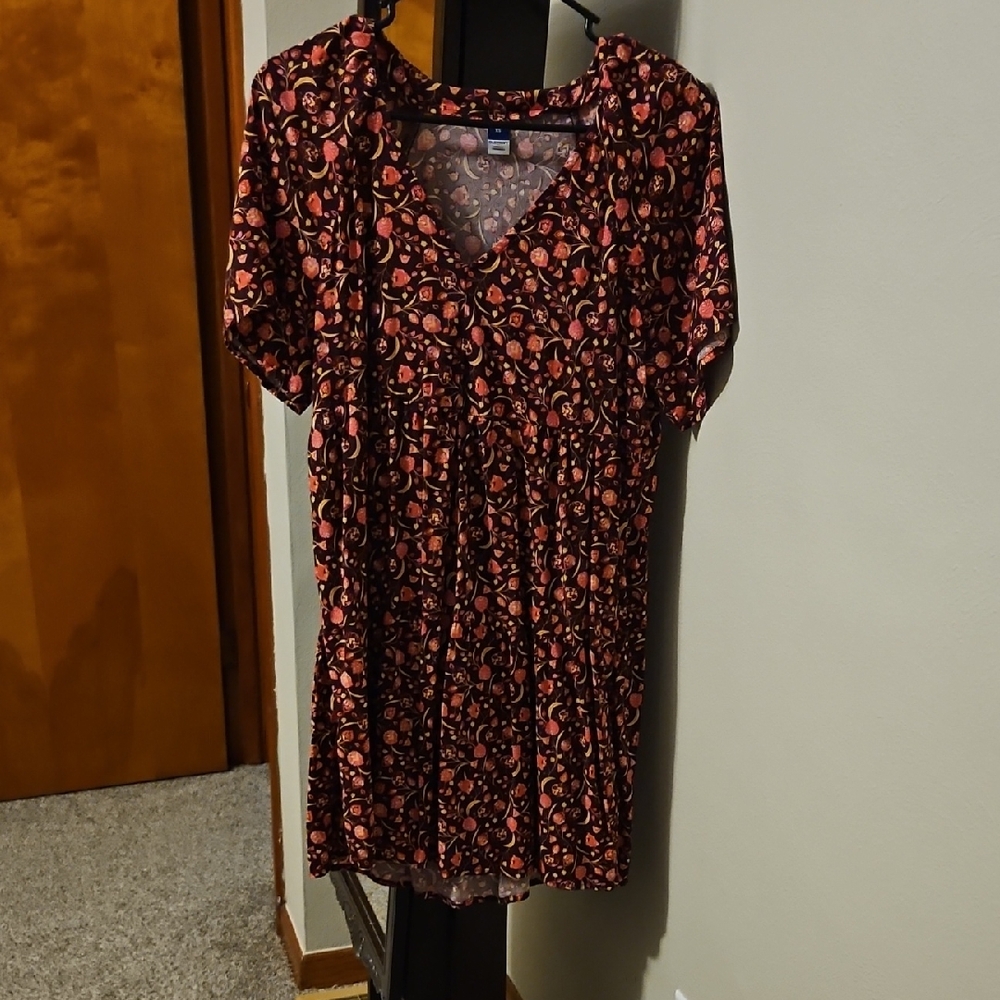 Old Navy Red and Black Mini Dress